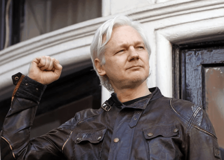 240220 julian assange aa 813a 140323