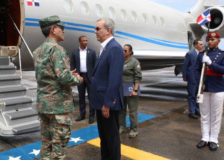 Abinader sale a panama 1140x694 1