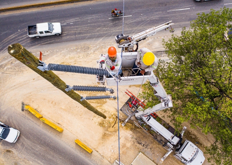 Brigadas trabajando en desvio