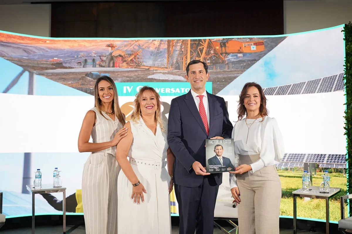 Foto principal Arianna Rolo Isabel Figueroa de Rolo Roberto Herrera e Isabel Cristina Rolo