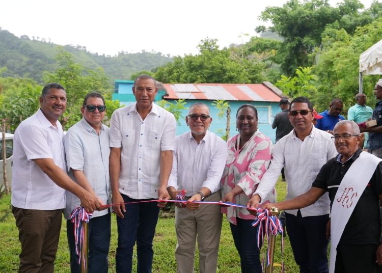 Inauguracion electrificacion Arroyo Santiago Miches