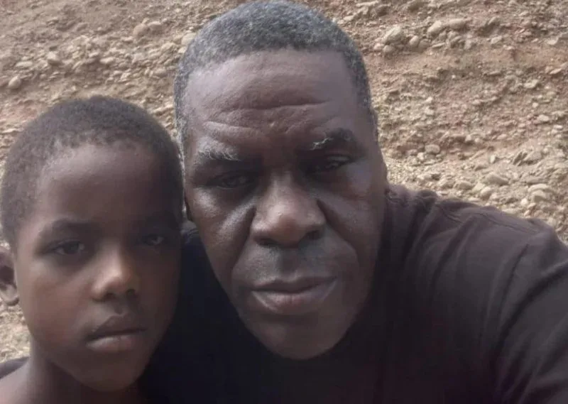 Nino secuestrado junto a sus padre