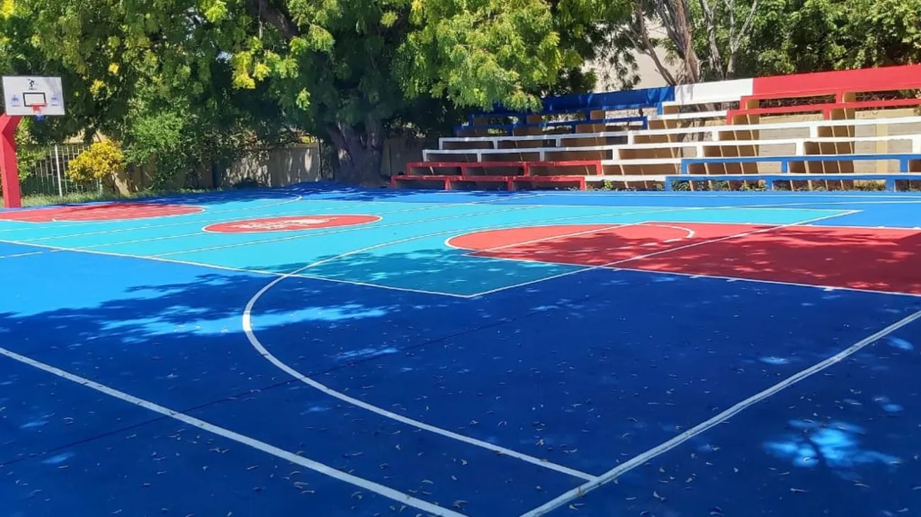 Pie de foto canchas pedernales s