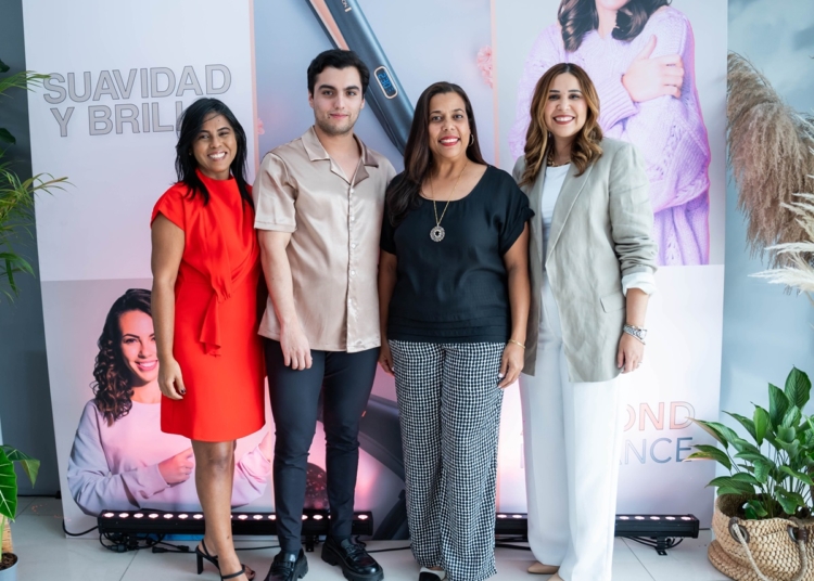 9499 Foto Principal Cesarina Maria Jose Munoz Ivonne Cuesta y Ambar Hernandez