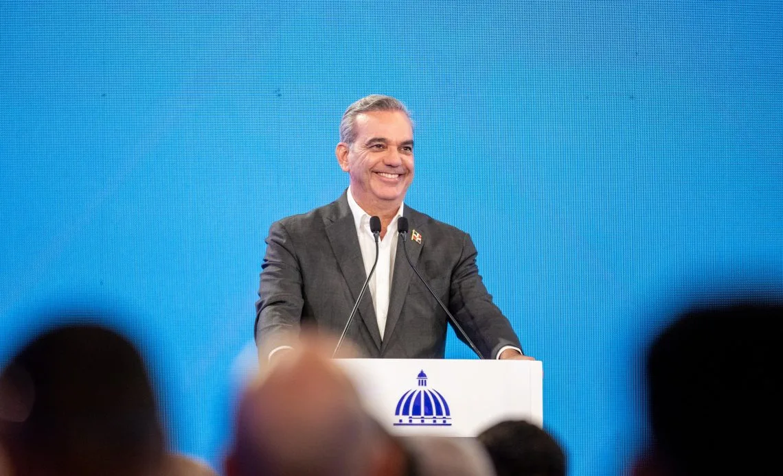 Abinader en La Semanal 1140x694 1