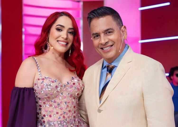 Casados en Caos e1721066307646 898x694 1