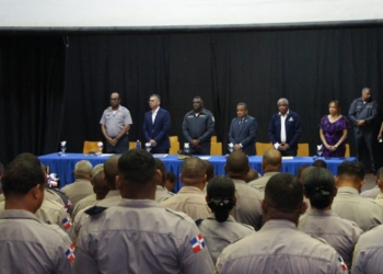 Charla policia nacional 1140x694 1