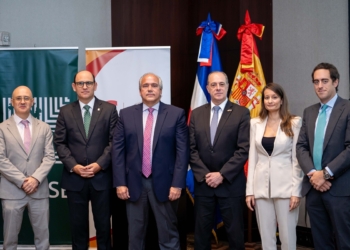 DSC00015 Principal Luis Araque Edgar Del Toro Alejandro Grisanti Paco Perez Clara Fernandez y Ricardo Gonzalez