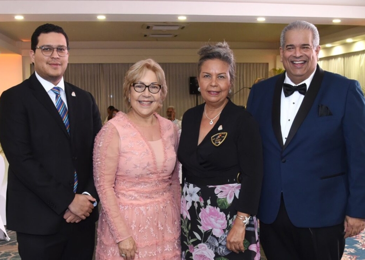 Dsc7770 principal michael jacobopamela sanchez ysabel reyes y pedro vargas e1720737424901