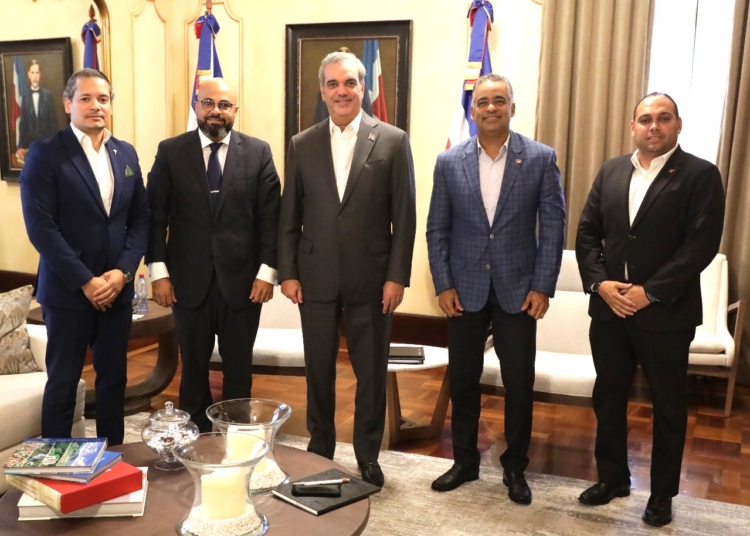 Edison Santos Edwin Martinez Luis Abinader Joel Santos y Rafael Flores