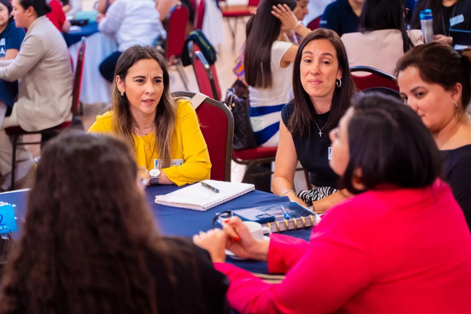 Empoderamiento Digital para Mujeres Empresarias 1