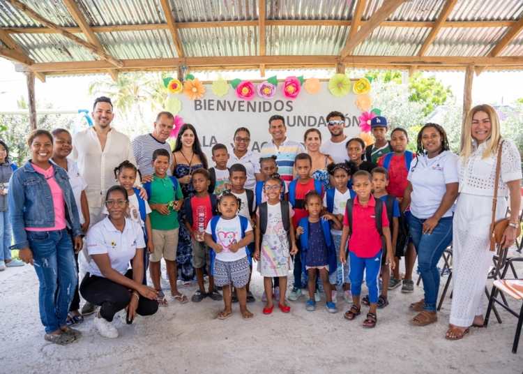 Entrega Donacion Escuela Juanillo