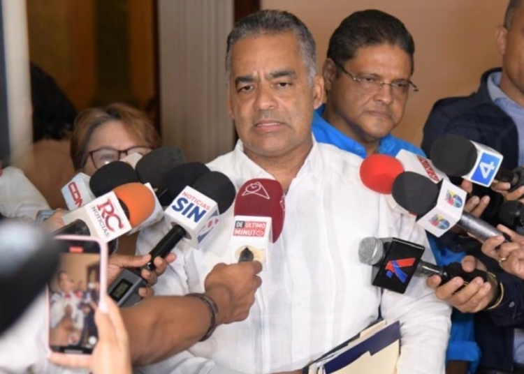 Joel santos 983x694 1