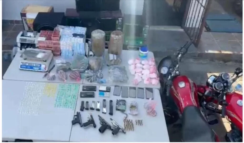 Operativos en villa francisca