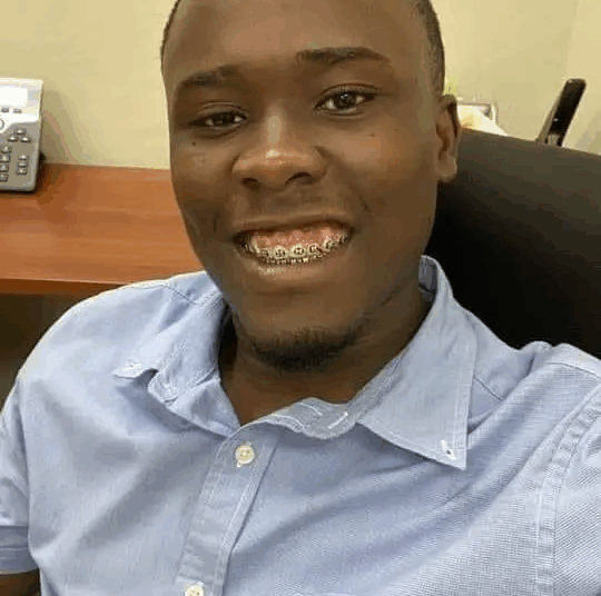 Aa2ad604 0738 4e84 bea8 329df8300b9f 540x694 1