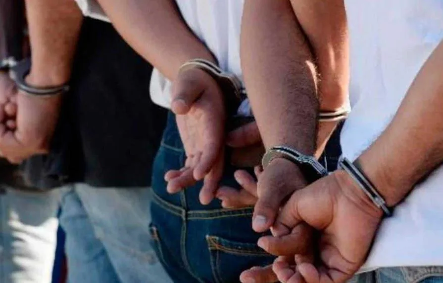 Apresados por policia 26d6e31c focus 0 0 895 573