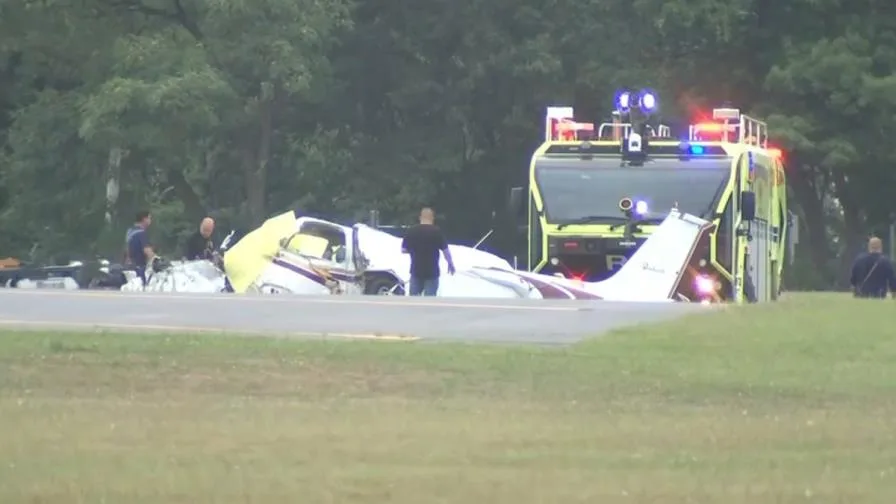 Dos muertos al estrellarse un avion pequeno en long island focus 0 0 896 504 1