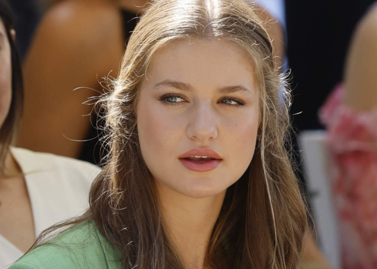 leonor 922111a1 240710110522 1280x720