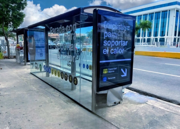 Para de autobuses en 27 de febrero sin comprensor. Jpeg