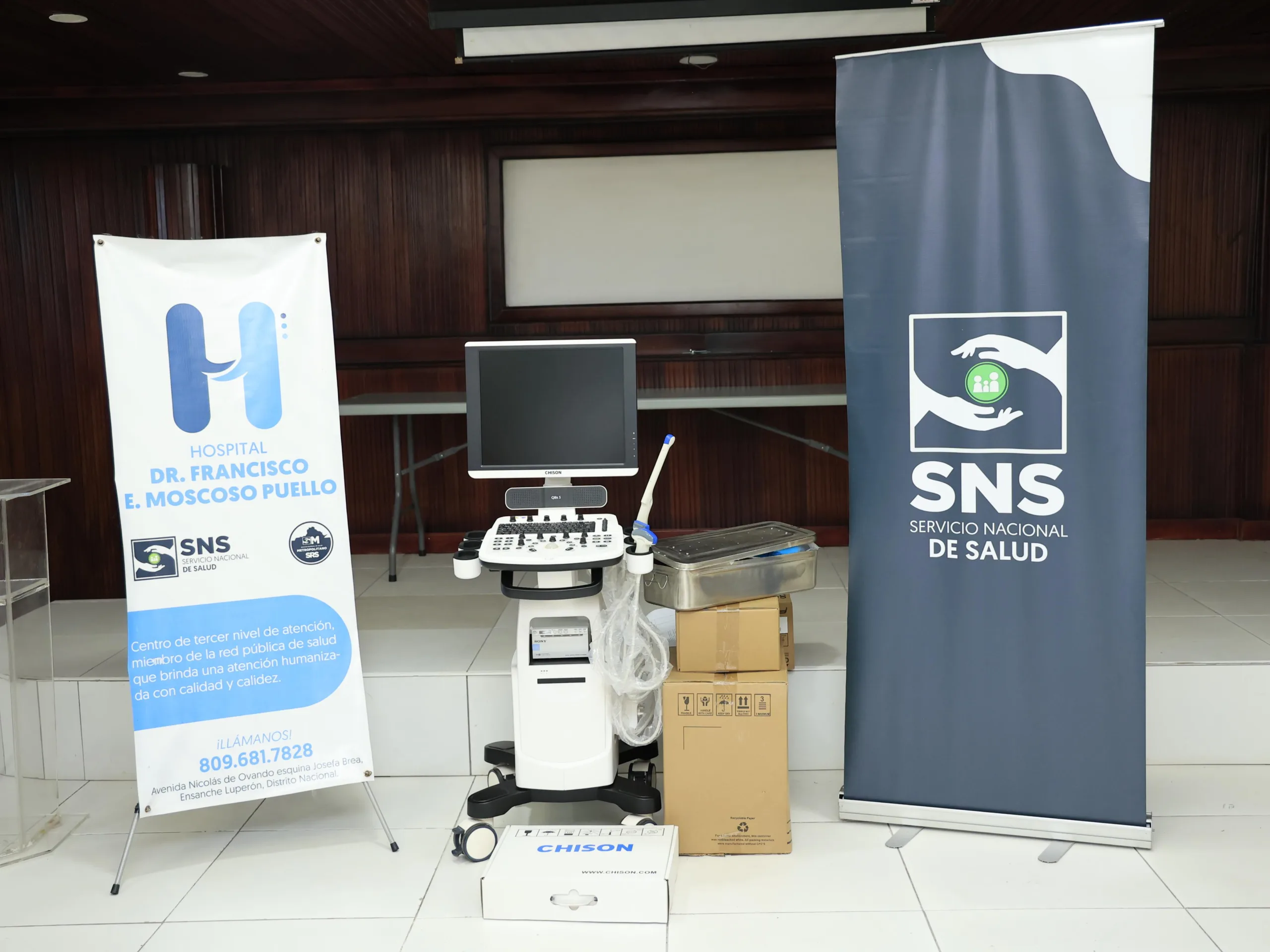 Sns entrega equipos médicos a seis centros de salud