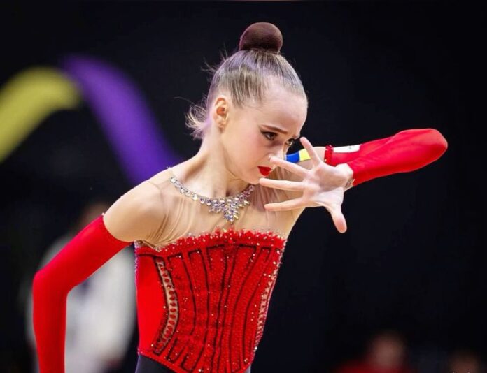 Homenaje a Michael Jackson en Paris 2024: Gimnasta brilla al ritmo de “Thriller”