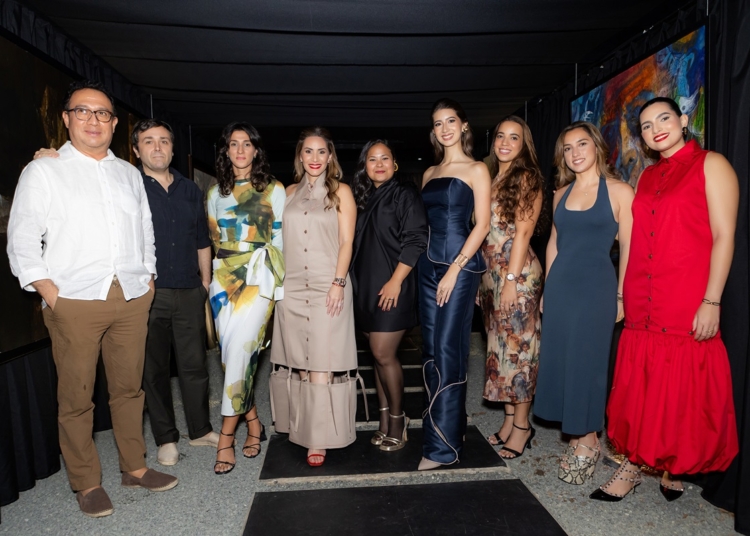 Foto 1 cesar garcia ricardo fernandez beatriz badia thomen karina cortorreal kaori sone mariu jones eviel taveras carla cosette y kimberly felix matos