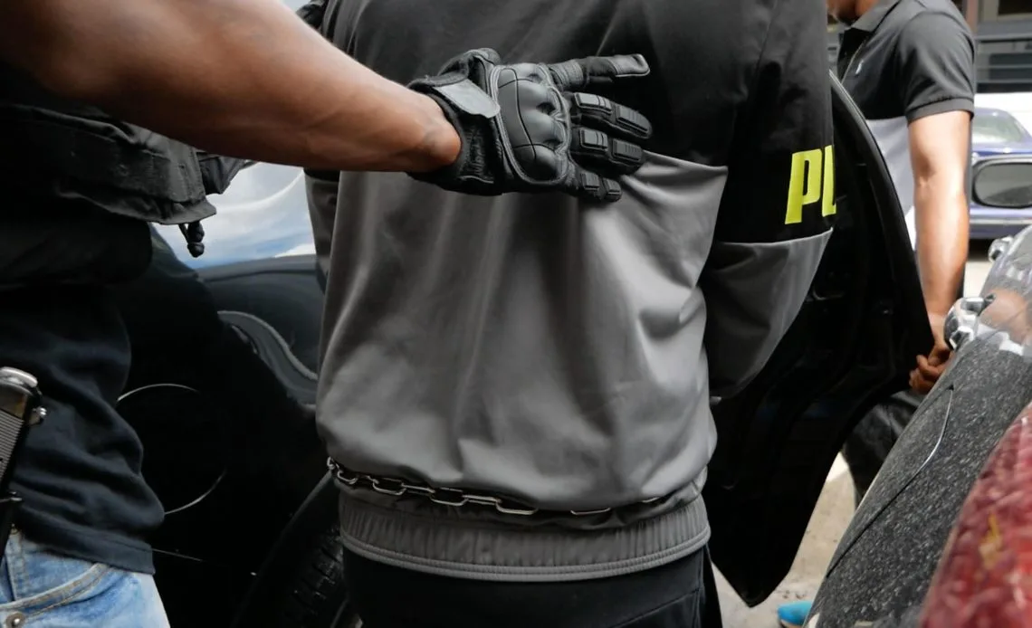 Hombre detenido 1140x694 1