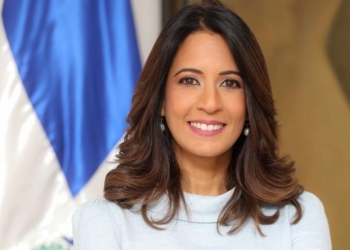 Julissa cruz 1004x694 1