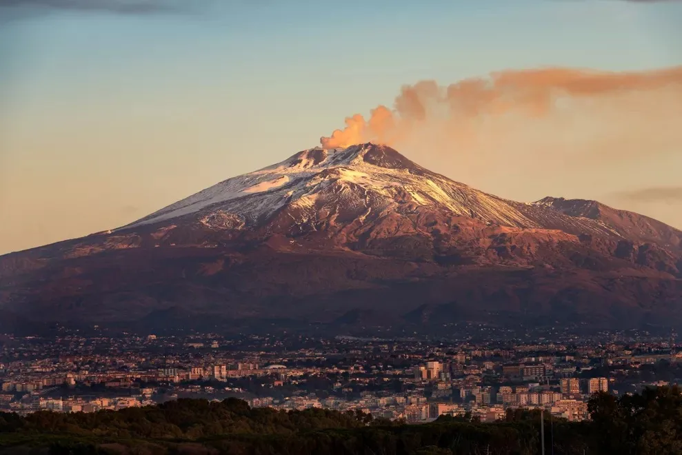 Monte etna esta en erupcion