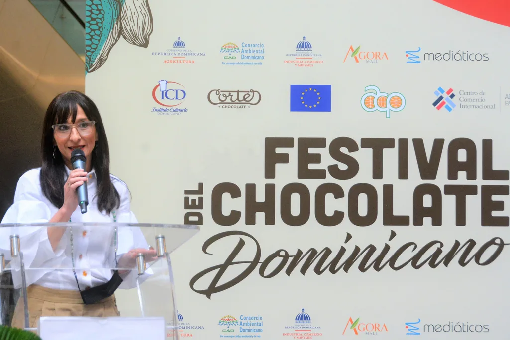 Rocio sanchez directora de mercadeo corporativo de agora mall agosto 2024
