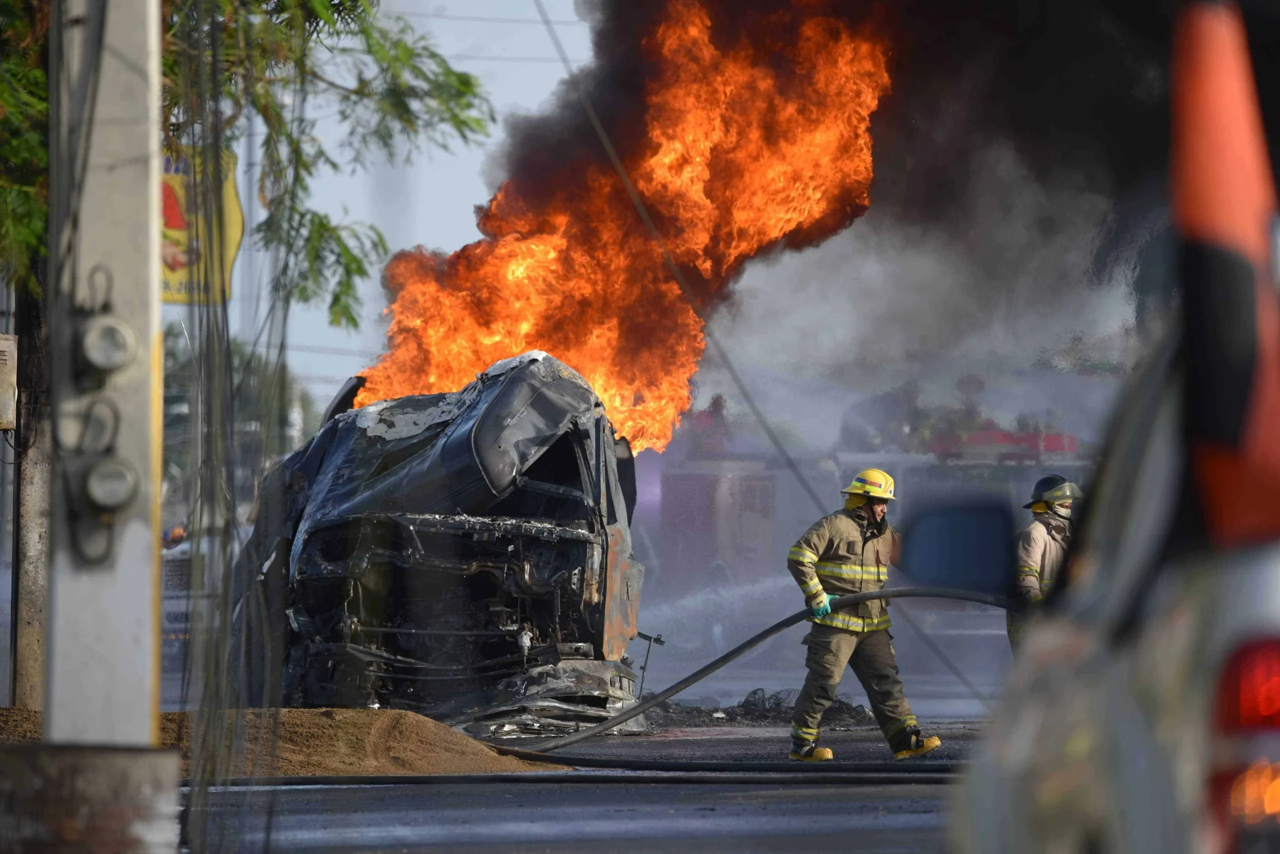 Camion tanquero 1 scaled