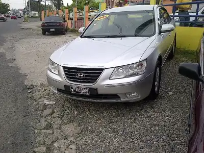 2008hyundaisonatan20n20 gj14104635581167 400x300 jpg