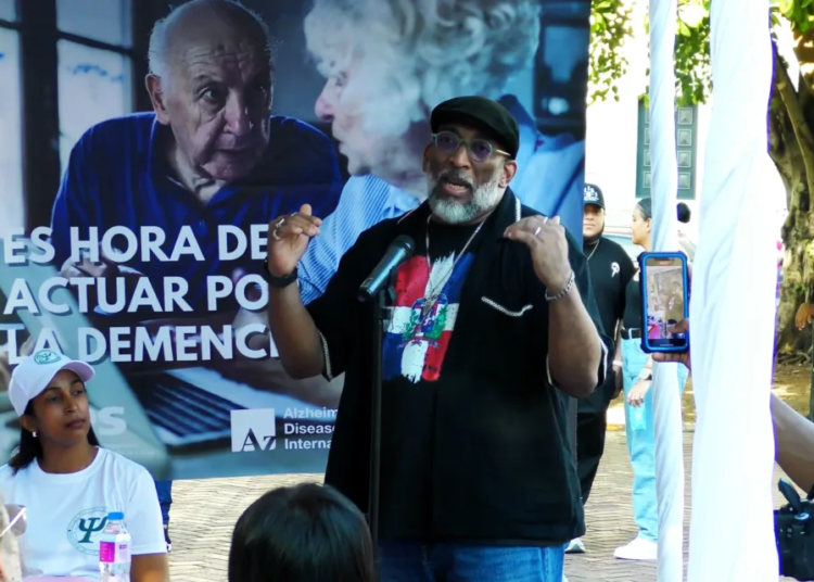 Chichi peralta jpg