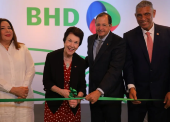 Corte de cinta feria inmobiliaria bhd jpg