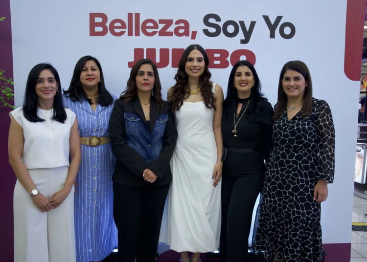 Foto Principal 4835 Sachenka Rodriguez Cony Taveras Madelyn Martinez Katherine Collado ‘La Comparona Alejandra Acta y Carolina Rodriguez  jpg