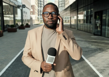 periodista en su trabajo jpg