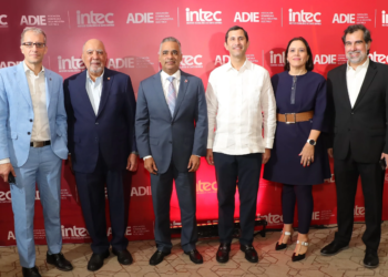 Jacopo buongiorno julio sanchez marinez joel santos roberto herrera alliet ortega y manuel cabral. 1 jpeg