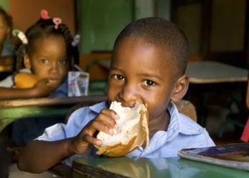 La desnutricion infantil es un desafio que debemos combatir juntos. Cada nino merece crecer fuerte y saludable unicef republica dominicana ricardo piantini