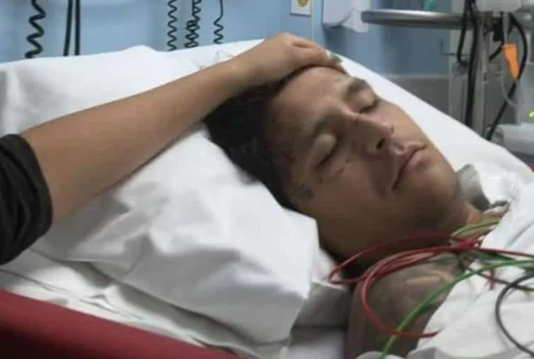 Christian nodal es hospitalizado de emergencia en mexico focus 0. 12 min0. 4 896 504 jpg