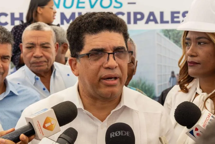 Dio astacio dice los deudos son los que deben limpiar sus tumbas focus 0 0 896 504 jpg