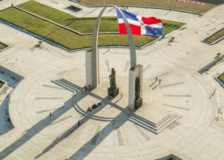 Plaza bandera jpg