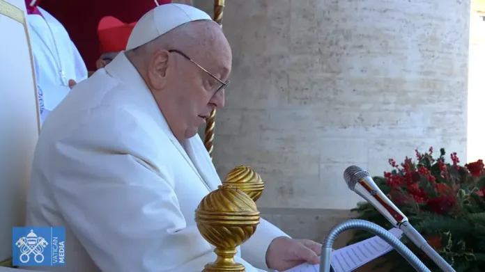 El papa francisco llama a la fraternidad como esperanza para el mundo en la última misa del año en el vaticano