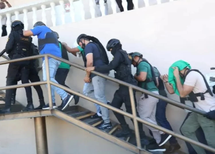 8 Nacionales 29 5p01