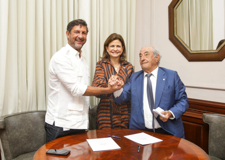 Air Europa se convierte en patrocinador Premium de las Selecciones Nacionales de Fuitbol 01 scaled