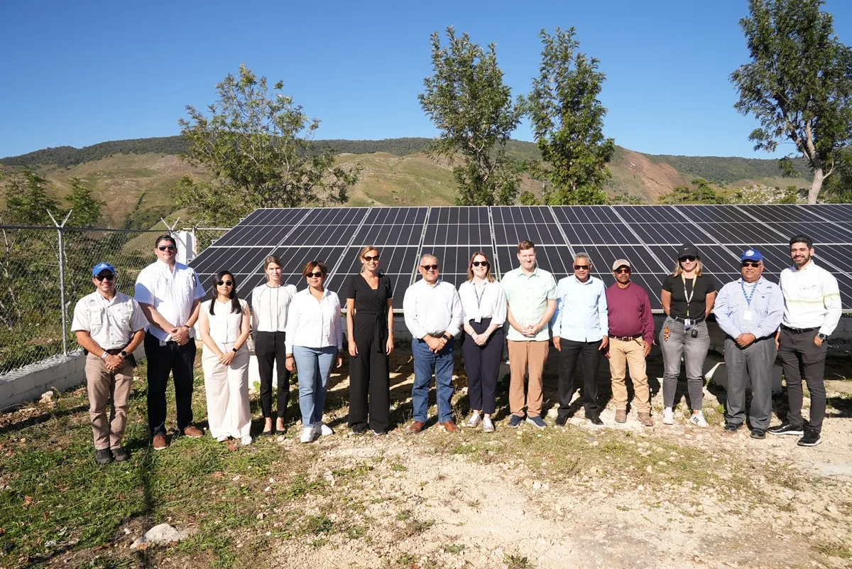 Autordades presentes en el proyecto de electrificacion