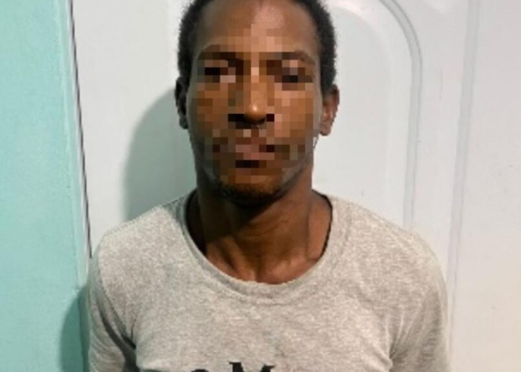 B7844EE9 69EE 482A 921A F6F4BC869B6B