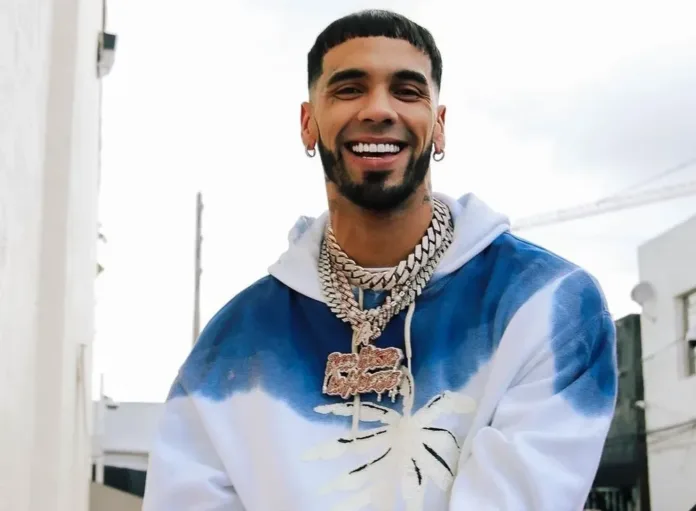 Anuel aa anuncia el nacimiento de su hija con laury saavedra