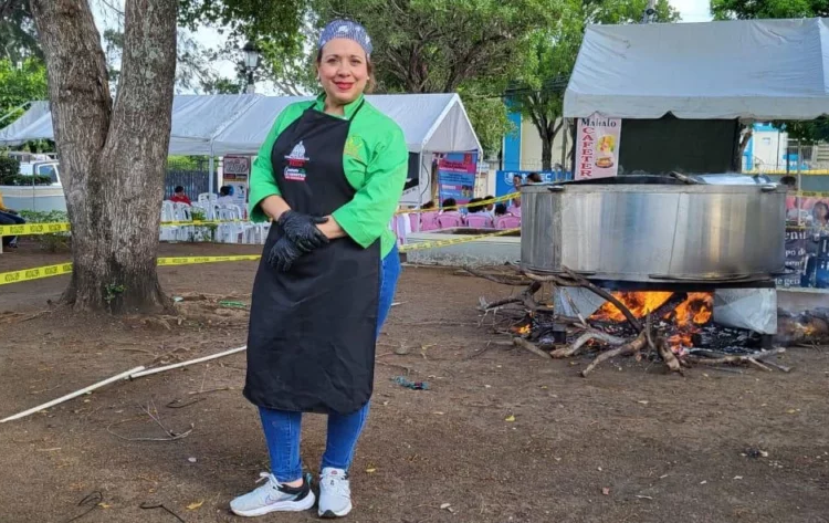 Chef Solangel Velazquez 1024x473 1