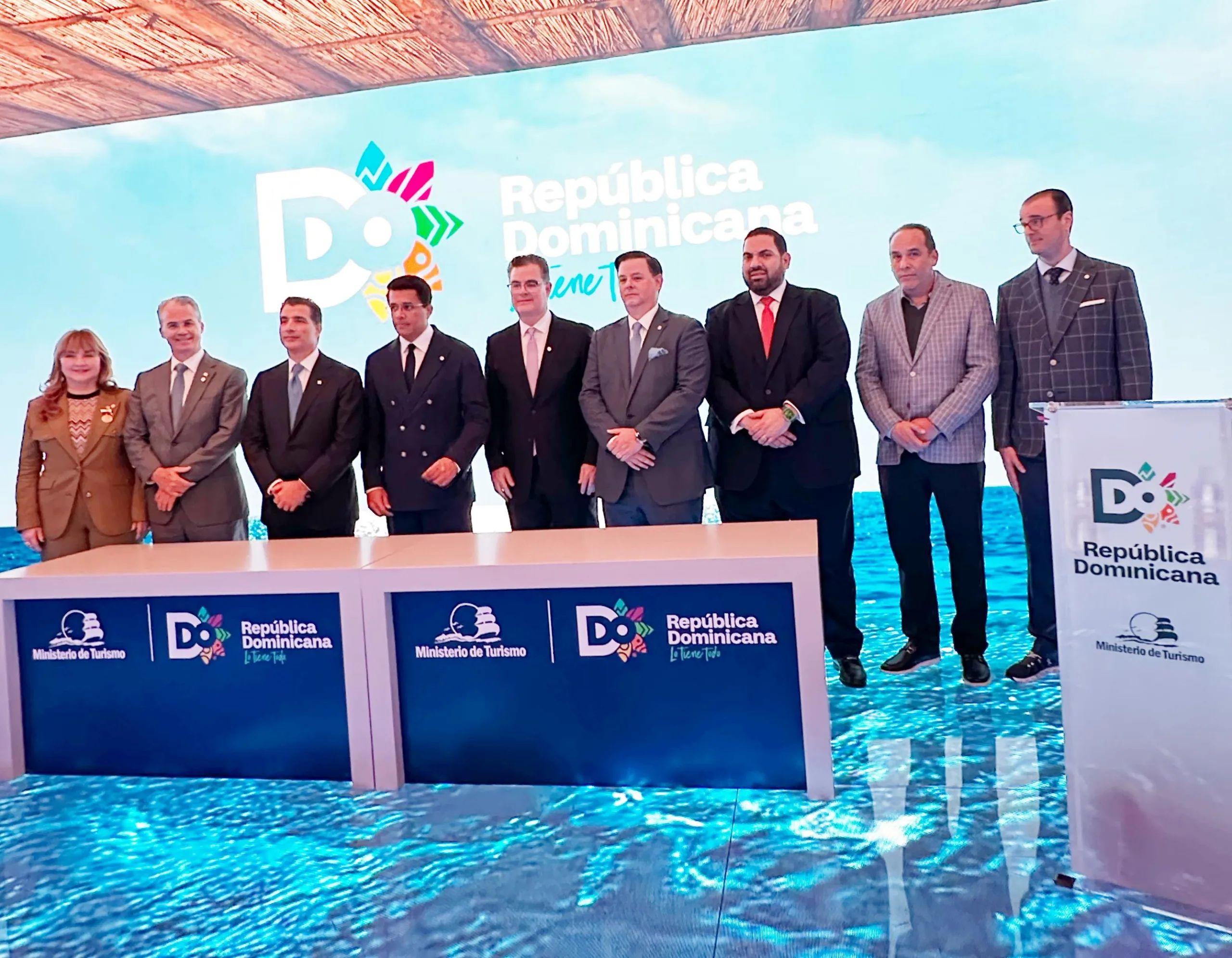 Advanced anuncia en fitur 2025 la apertura del wyndham alltra punta cana