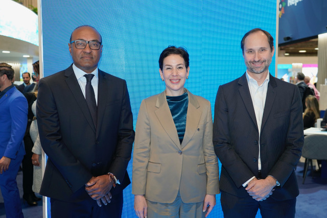 Foto principal universal aviation y aerodom